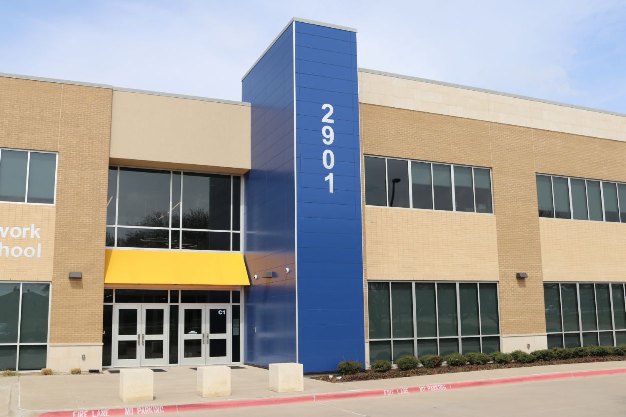 legacy-high-school-mesquite-tx-blue-dawg-construction